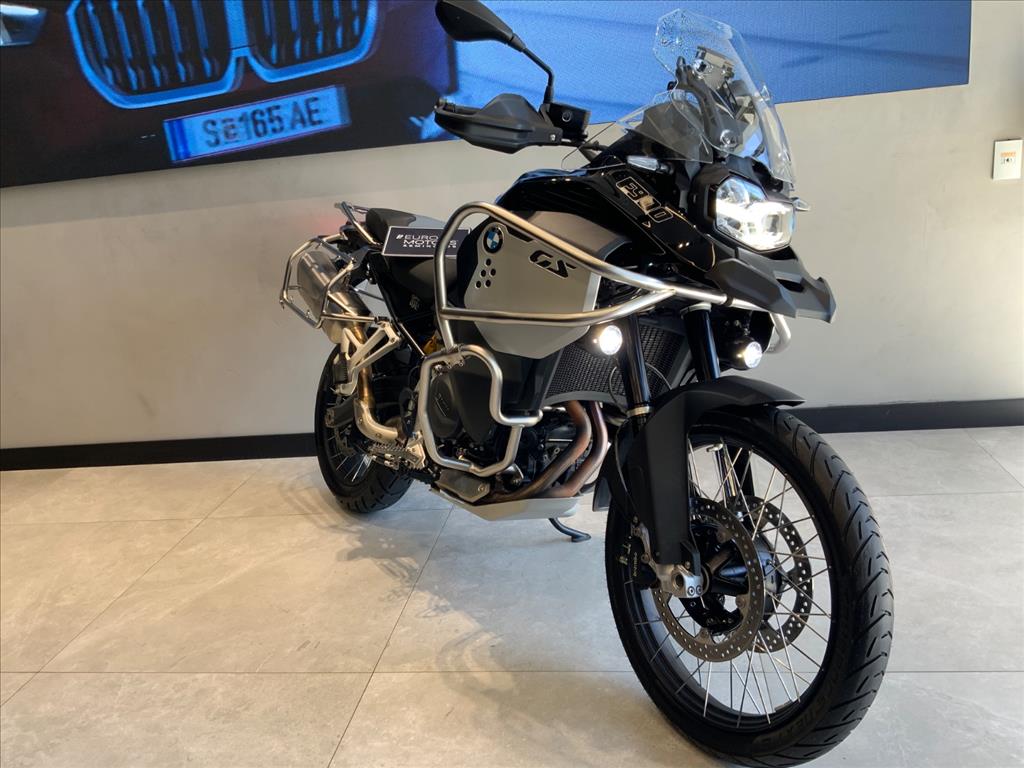 BMW Motorrad-F-900 GS ADVENTURE