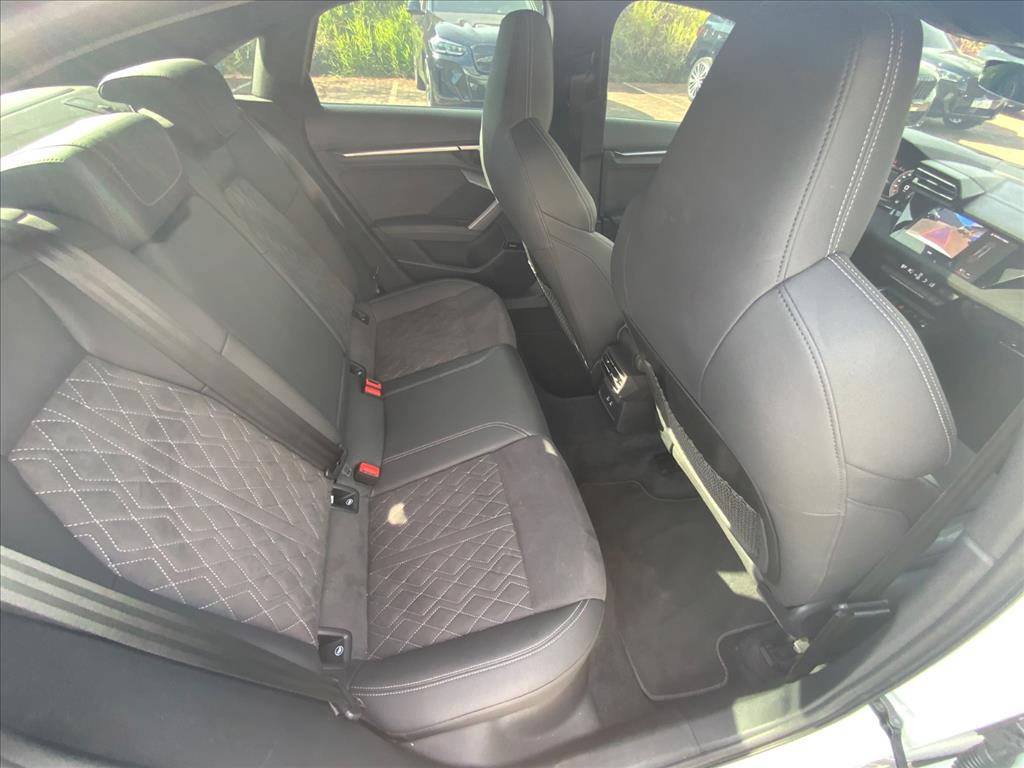 Audi-A3-2.0 40 TFSI GASOLINA SEDAN PERFORMANCE BLACK S-TRONIC