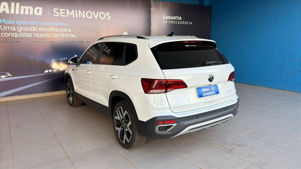 TAOS 1.4 250 TSI TOTAL FLEX HIGHLINE AUTOMÁTICO5