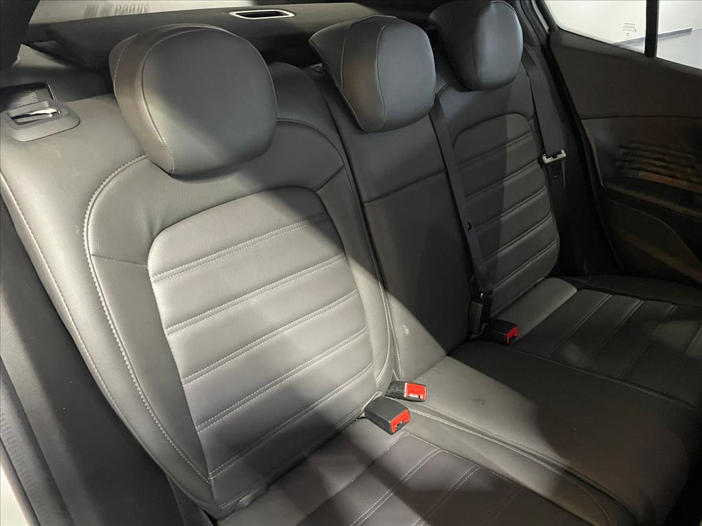 FASTBACK 1.0 TURBO 200 HYBRID AUDACE CVT17