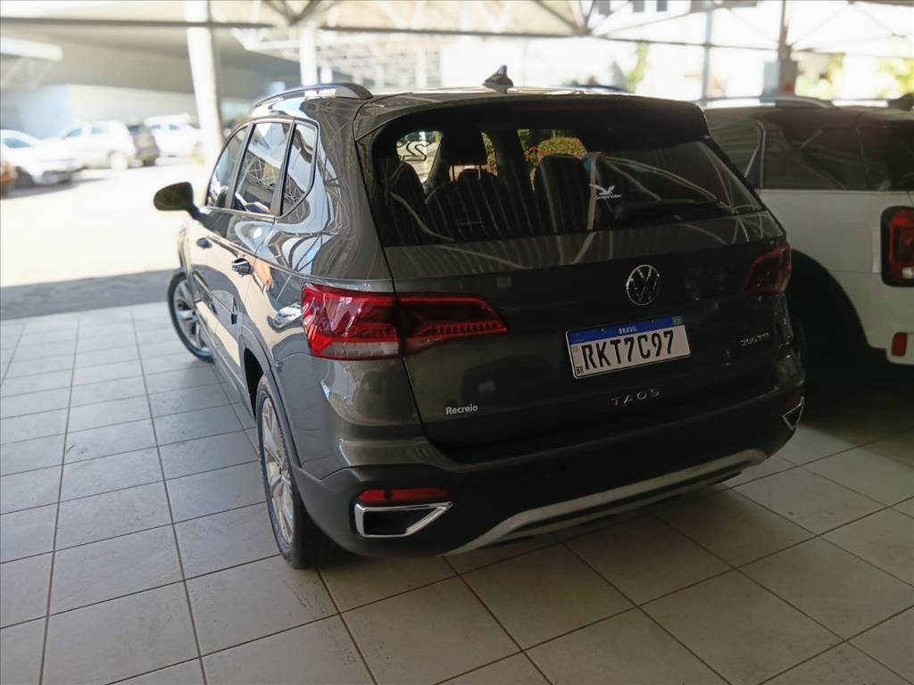 TAOS 1.4 250 TSI TOTAL FLEX COMFORTLINE AUTOMÁTICO18