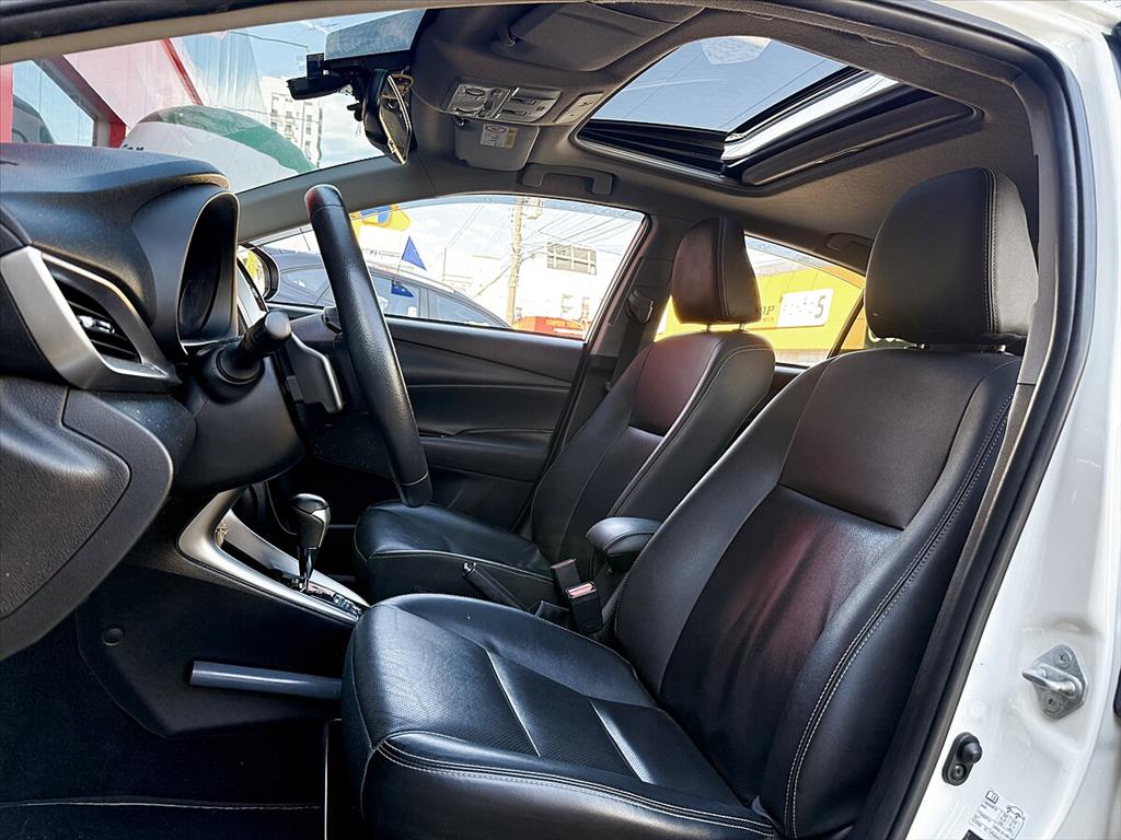 Toyota Yaris - 1.5 16V FLEX SEDAN XLS MULTIDRIVE
