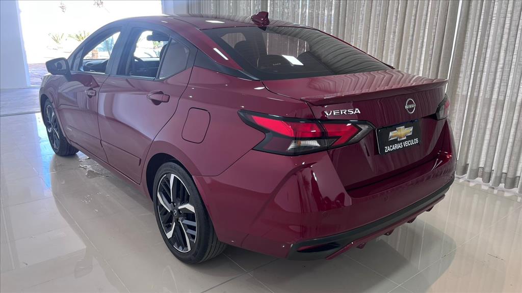 VERSA 1.6 16V FLEX EXCLUSIVE XTRONIC