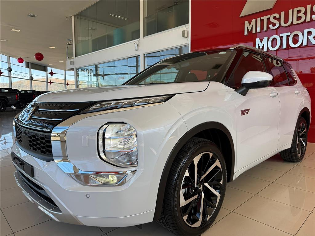 Mitsubishi-OUTLANDER-2.4 PHEV SIGNATURE S-AWC DHT