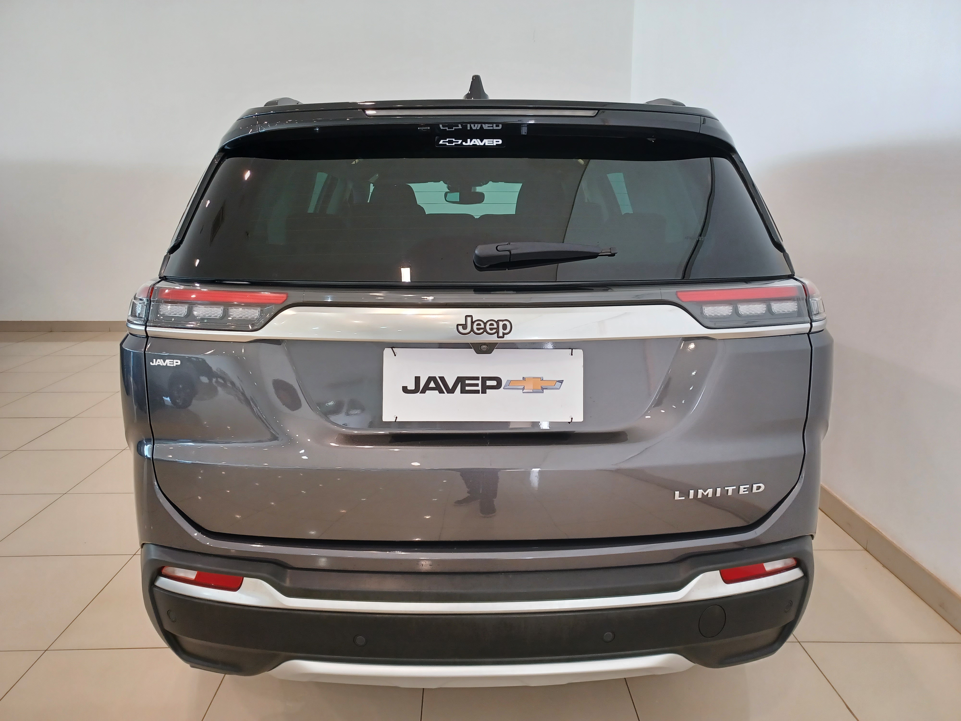 Jeep-COMMANDER-1.3 T270 TURBO FLEX LIMITED AT6