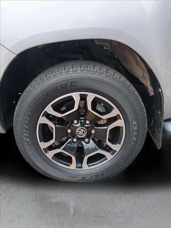 HILUX 2.8 D-4D TURBO DIESEL CD GR-S 4X4 AUTOMÁTICO11