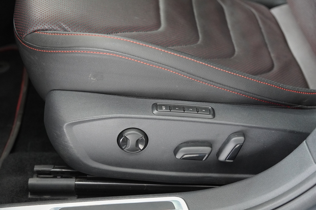 JETTA 2.0 350 TSI GASOLINA GLI DSG9