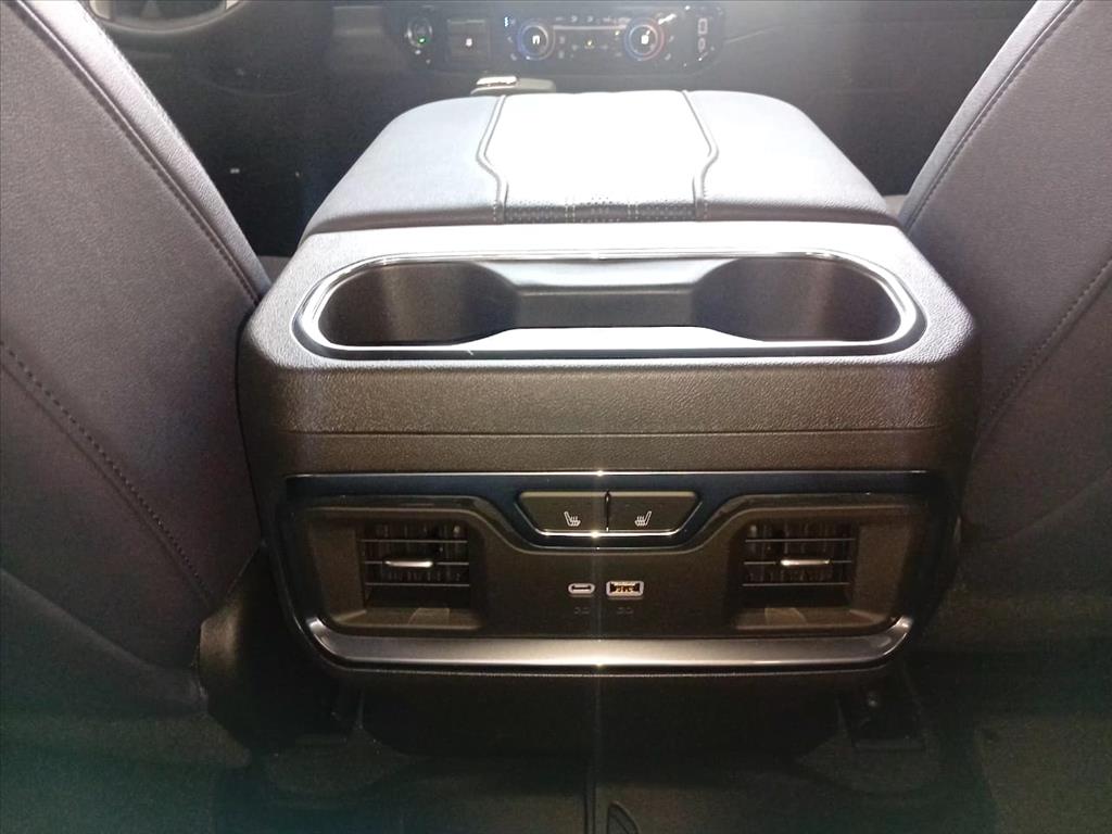 SILVERADO 5.3 V8 GASOLINA 1500 HIGH COUNTRY 4X4 AUTOMÁTICO