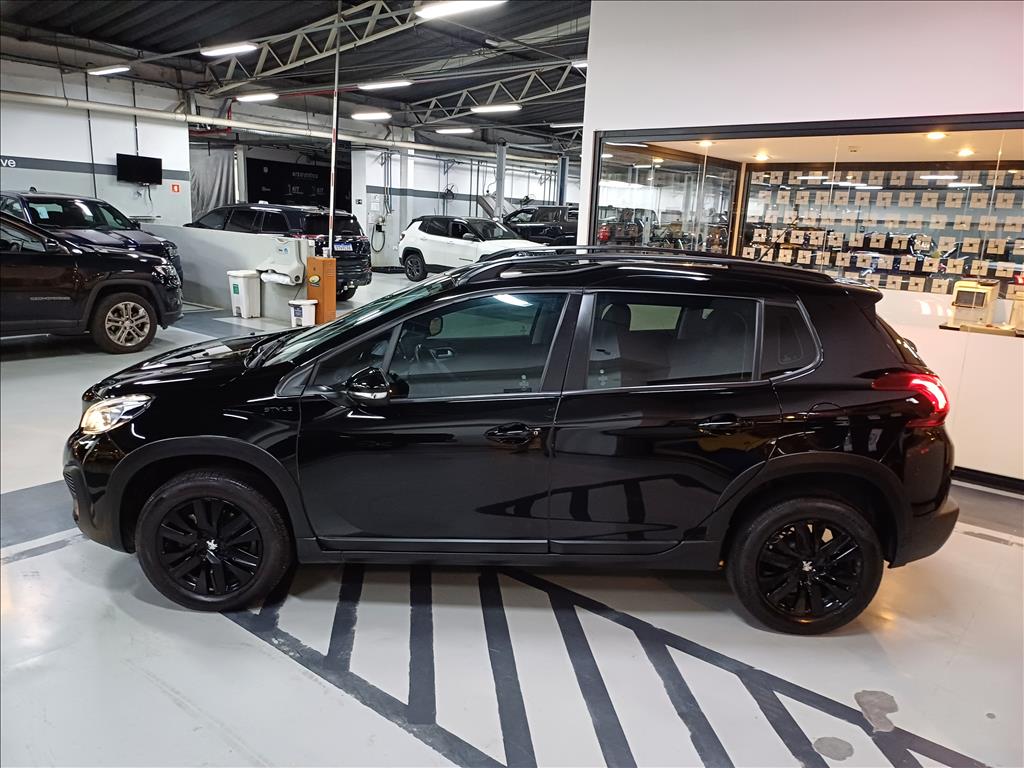 PEUGEOT-2008-1.6 16V THP FLEX STYLE 4P AUTOMÁTICO