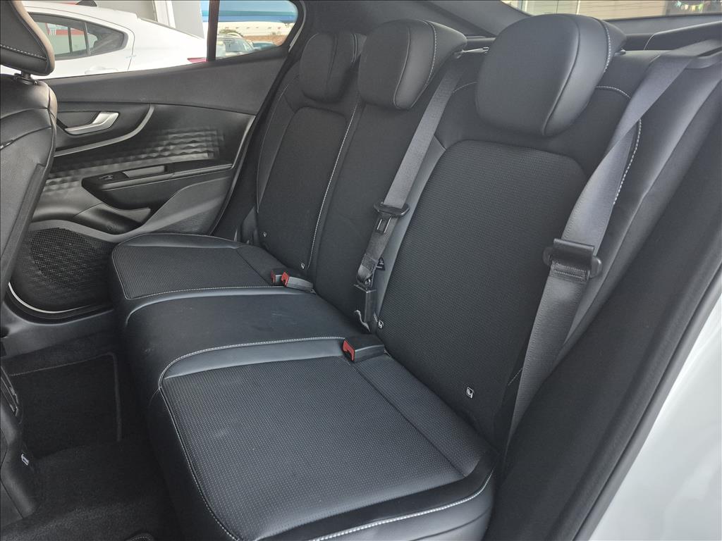 FASTBACK 1.0 TURBO 200 HYBRID IMPETUS CVT5