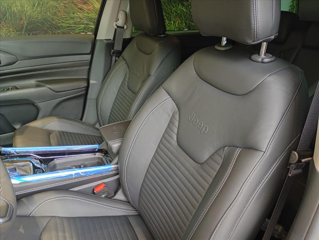 COMMANDER 1.3 T270 TURBO FLEX LONGITUDE AT611