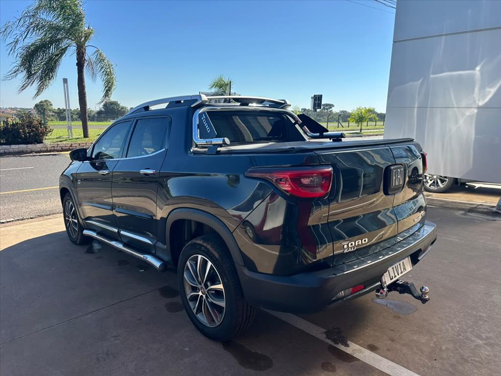 TORO 2.0 16V TURBO DIESEL VOLCANO 4WD AT93