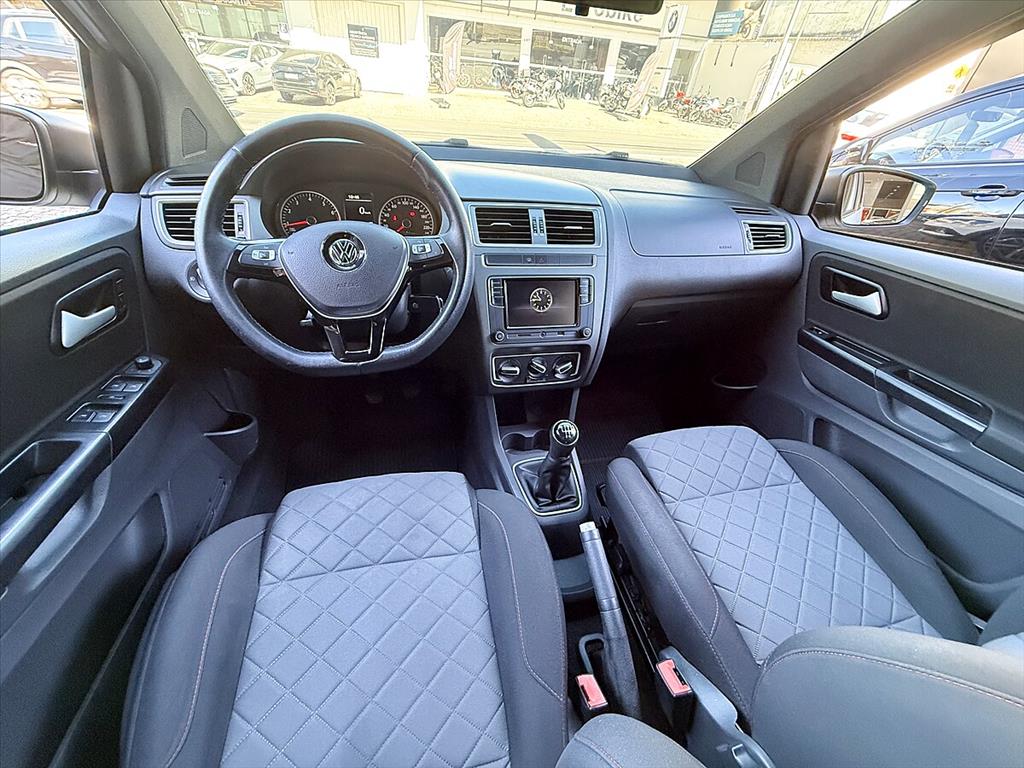 Volkswagen Fox - 1.6 MSI TOTAL FLEX XTREME 4P MANUAL
