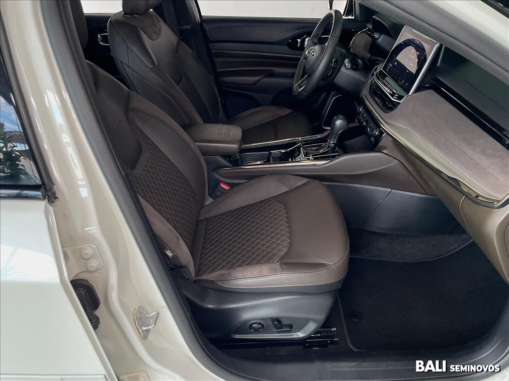 COMMANDER 2.0 TD380 TURBO DIESEL OVERLAND AT912