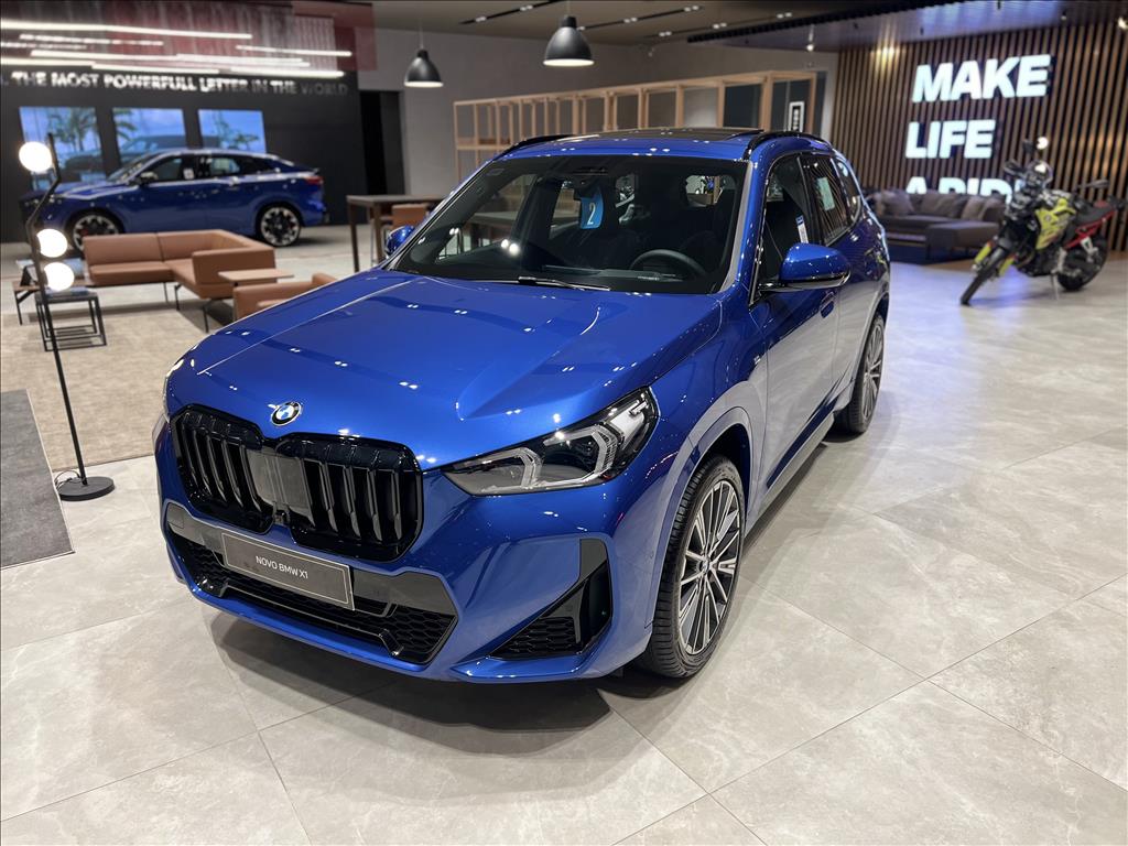 X1 2.0 16V TURBO GASOLINA SDRIVE20I M SPORT STEPTRONIC