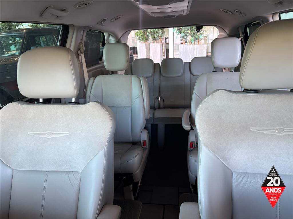Chrysler-TOWN & COUNTRY-3.8 LIMITED V6 12V GASOLINA 4P AUTOMÁTICO