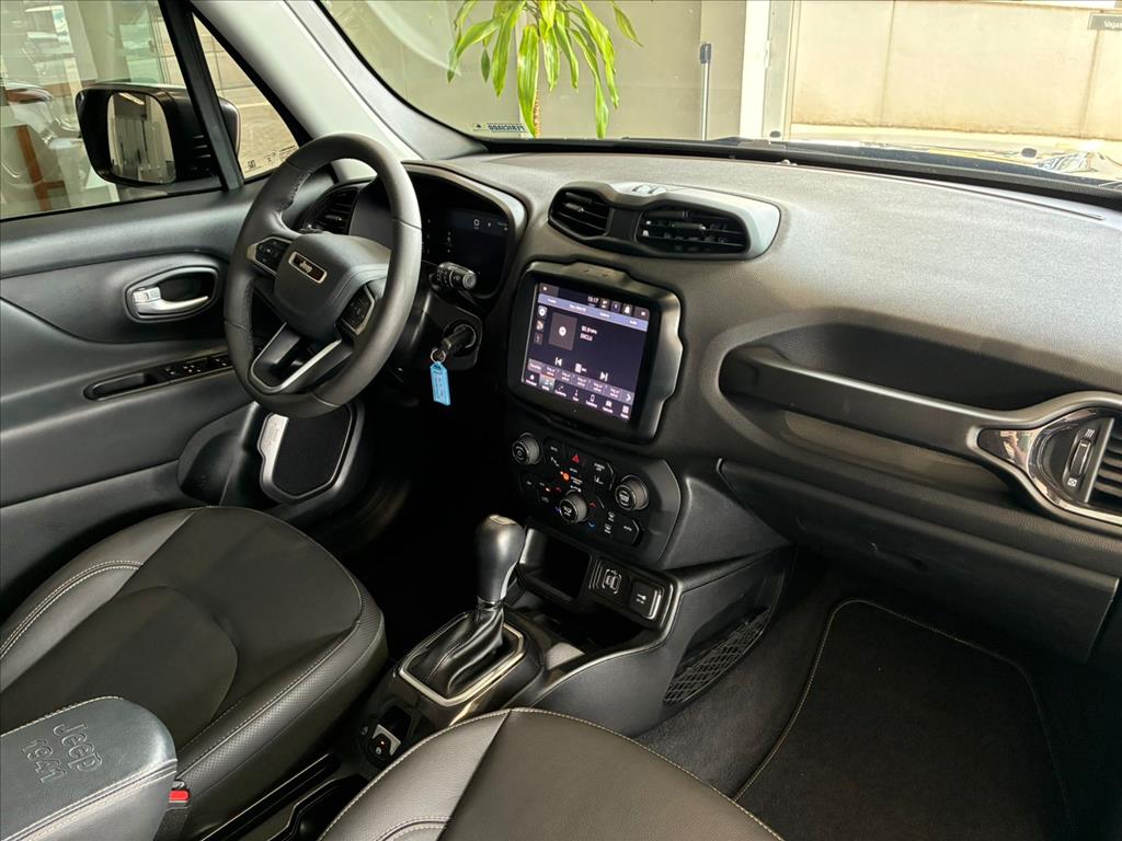 RENEGADE 1.3 T270 TURBO FLEX AT6