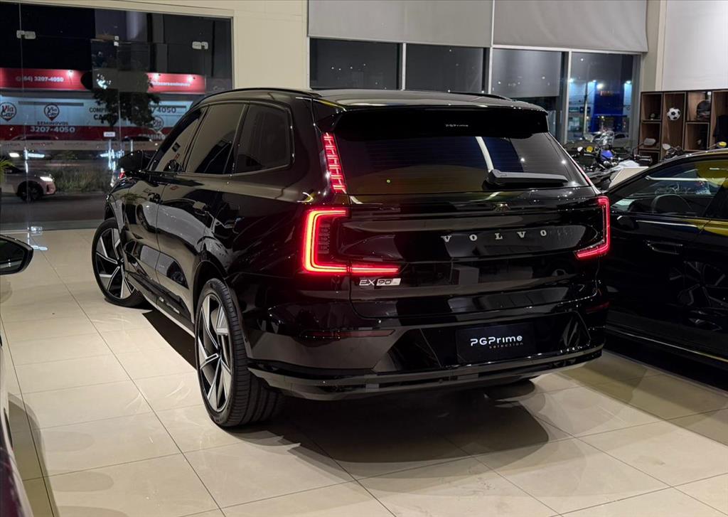 EX90 P8 RECHARGE TWIN ELECTRIC PERFORMANCE ULTRA AWD10