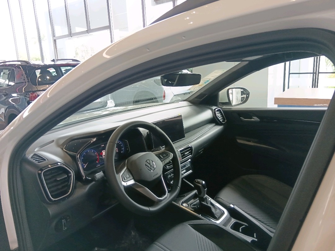 TERA 1.0 200 TSI HIGH AUTOMÁTICO6