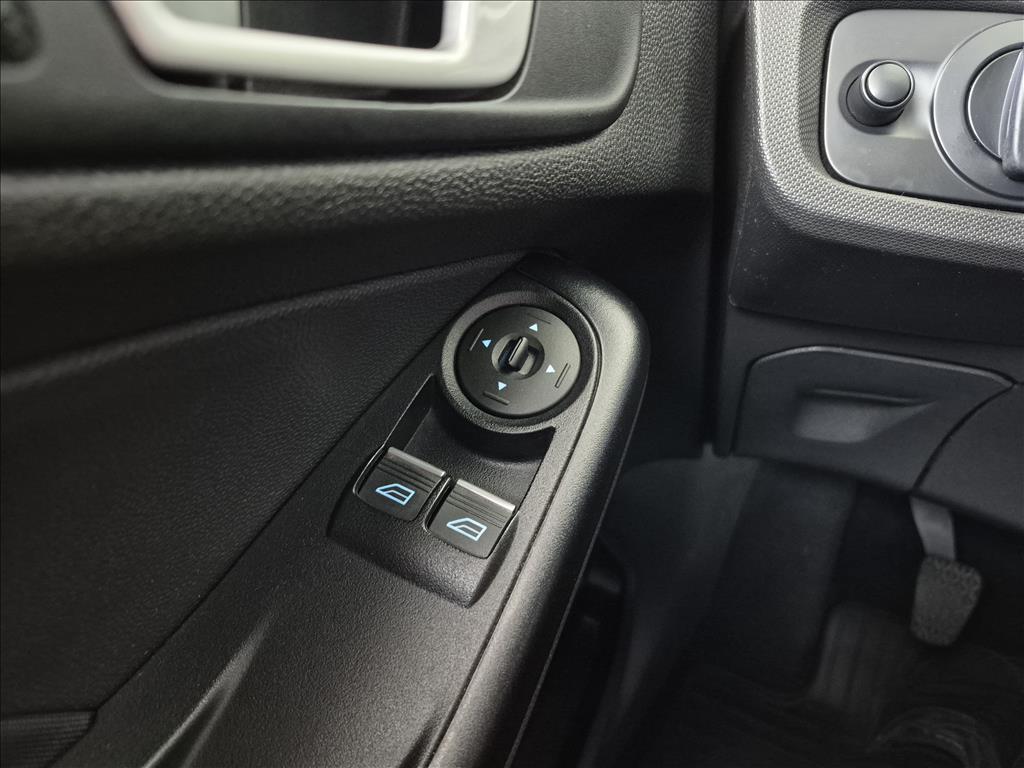 FIESTA 1.6 SE HATCH 16V FLEX 4P MANUAL12