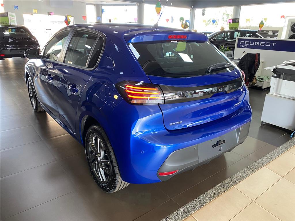 208 1.0 TURBO 200 FLEX ALLURE CVT 208 1.0 TURBO 200 FLEX ALLURE CVT