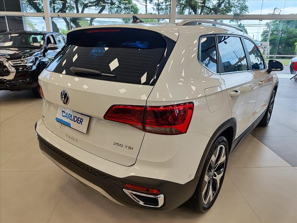 TAOS 1.4 250 TSI TOTAL FLEX HIGHLINE AUTOMÁTICO3