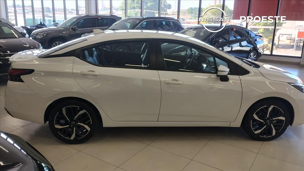 VERSA 1.6 16V FLEX EXCLUSIVE XTRONIC6