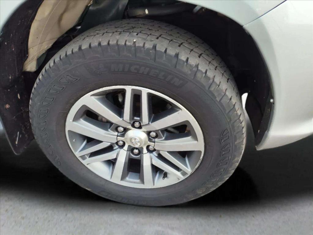 HILUX 2.8 SRX 4X4 CD 16V DIESEL 4P AUTOMÁTICO10
