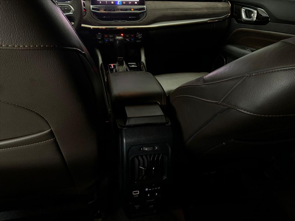 COMMANDER 1.3 T270 TURBO FLEX OVERLAND AT614