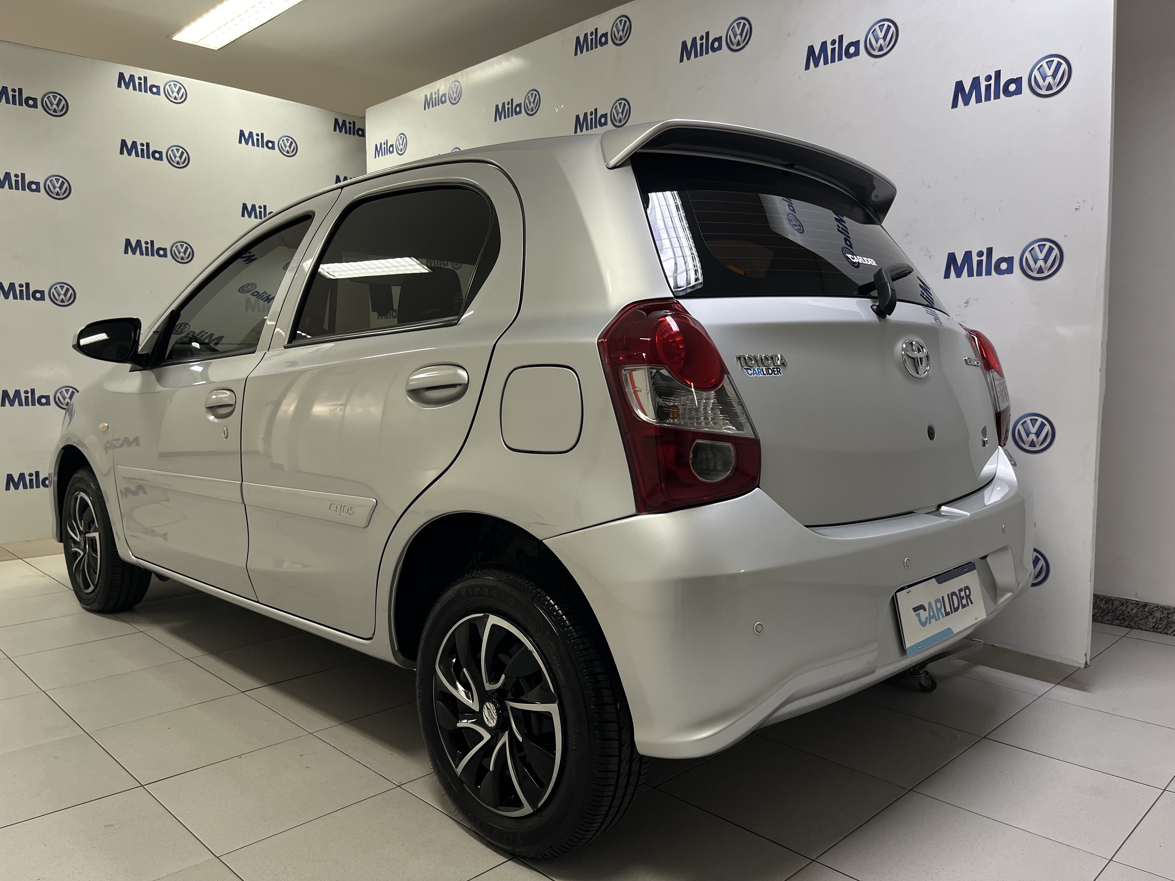 ETIOS 1.3 X 16V FLEX 4P MANUAL2