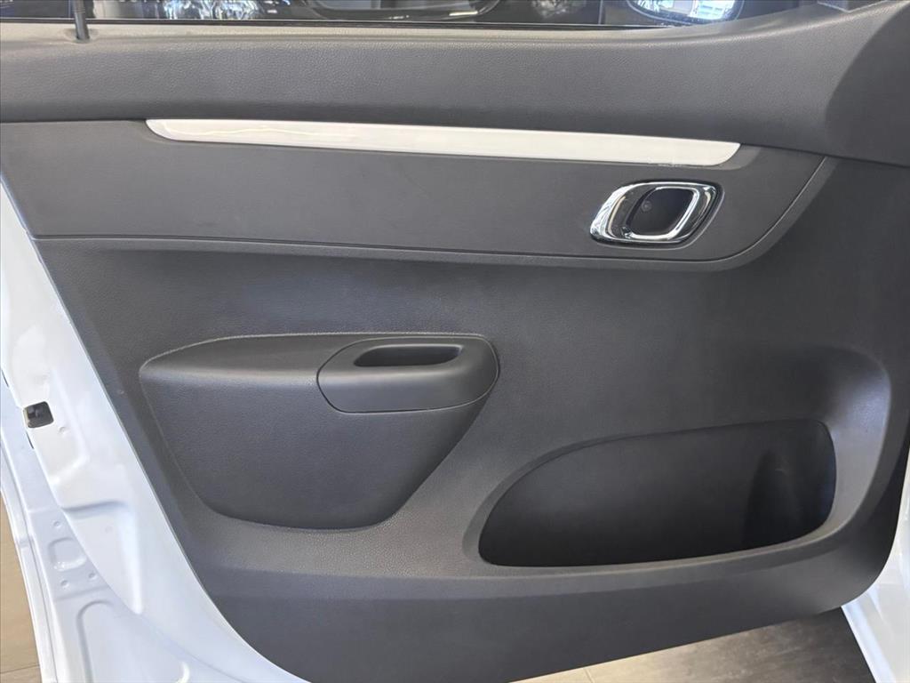 KWID 1.0 12V SCE FLEX INTENSE MANUAL11