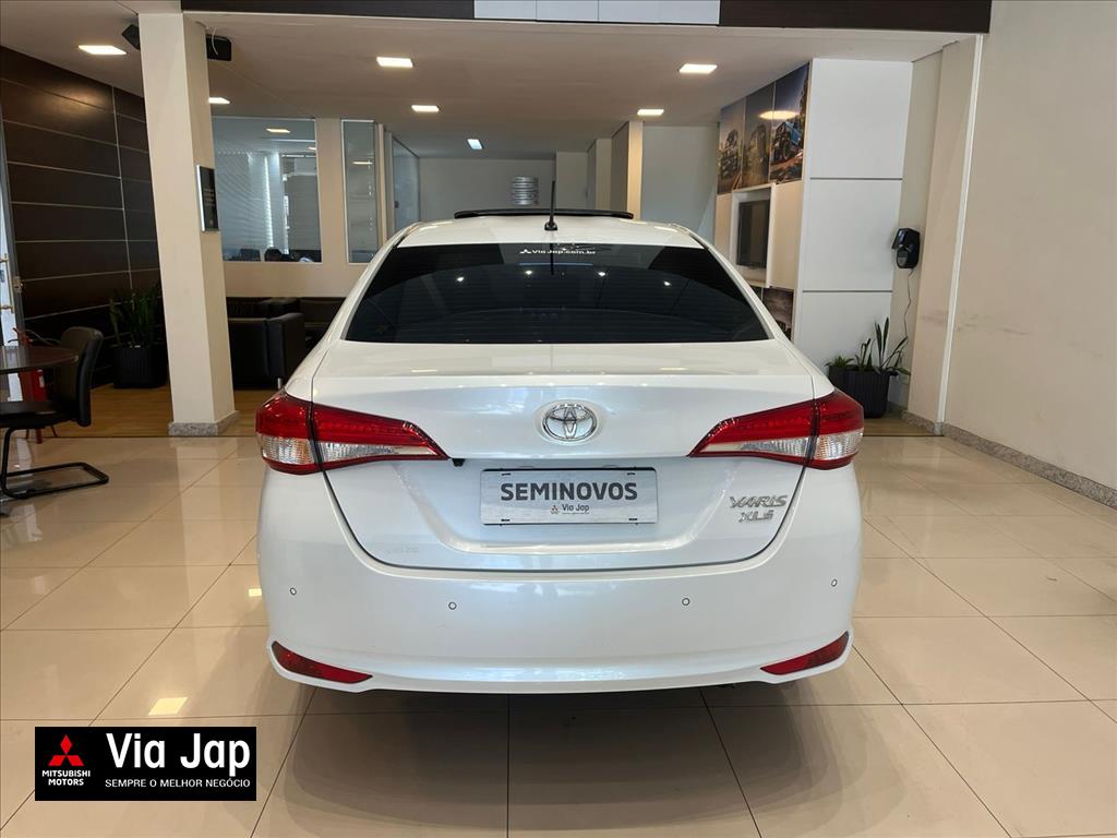 Toyota-YARIS-1.5 16V FLEX SEDAN XLS MULTIDRIVE
