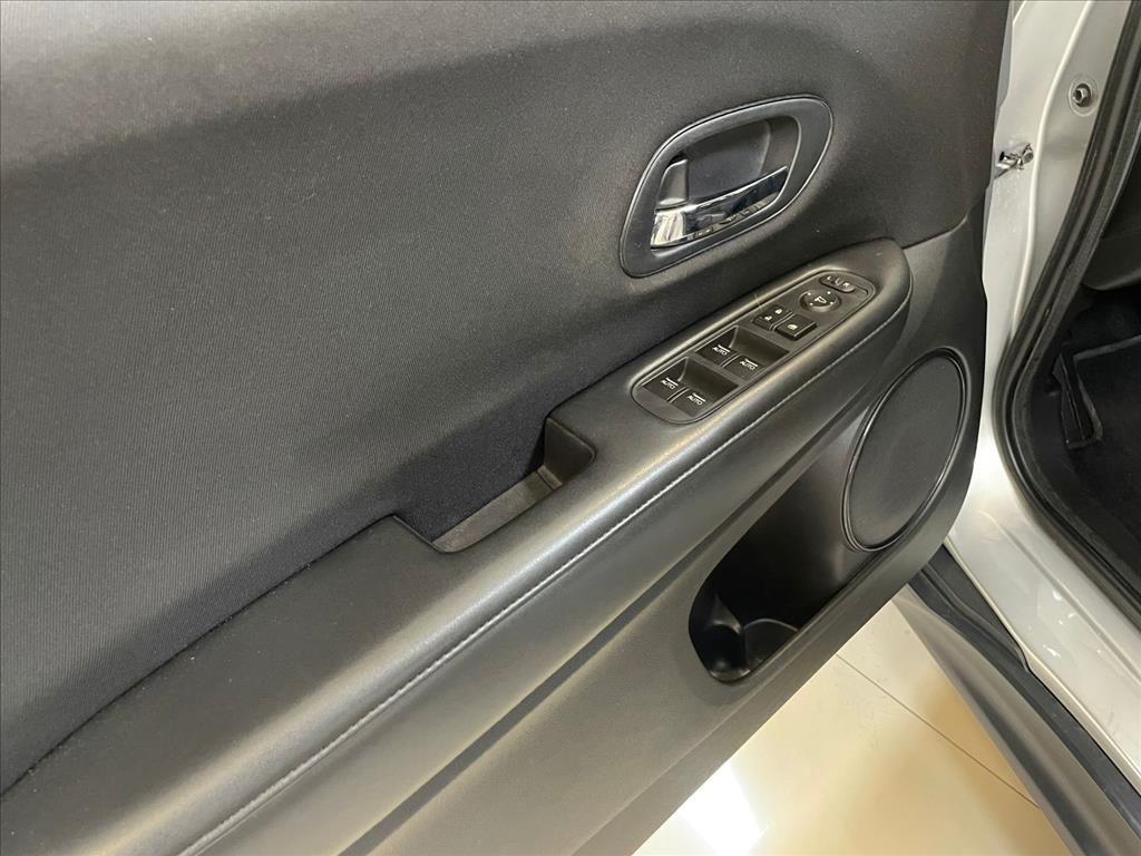 Honda-HR-V-1.8 16V FLEX LX 4P AUTOMÁTICO