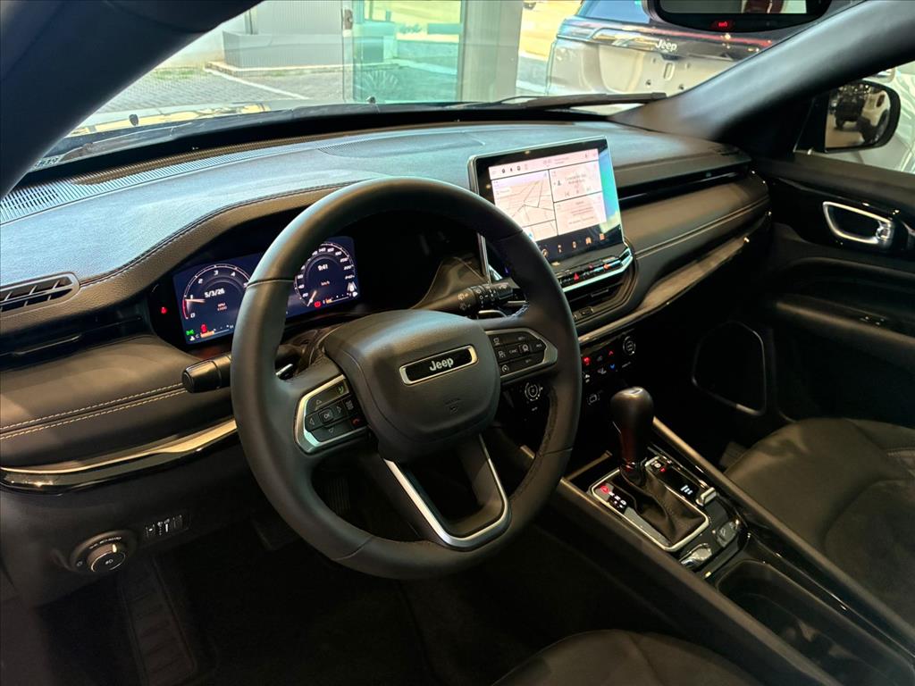 COMPASS 2.0 HURRICANE 4 TURBO GASOLINA BLACKHAWK AT95