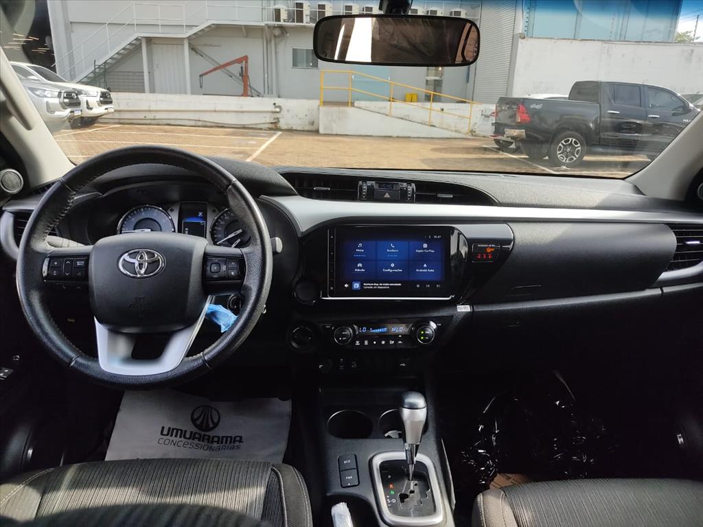 HILUX 2.8 D-4D TURBO DIESEL CD SR 4X4 AUTOMÁTICO10