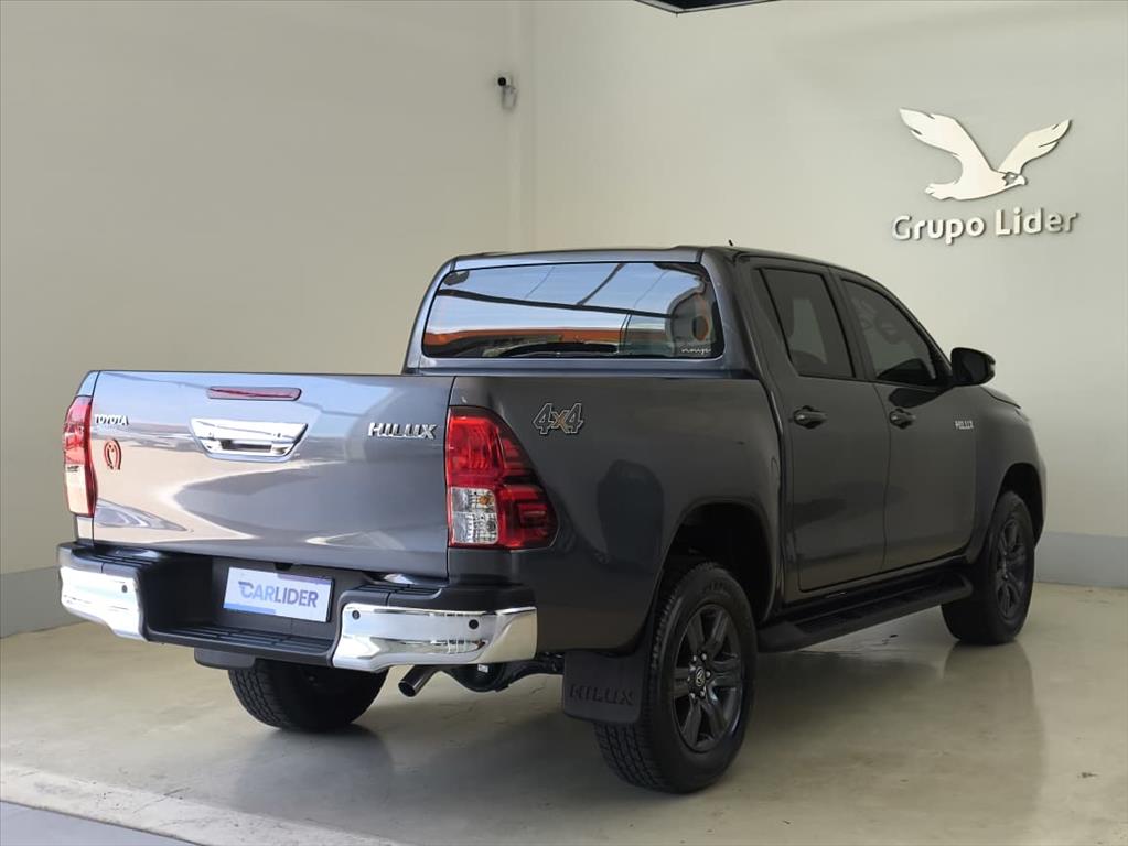HILUX 2.8 D-4D TURBO DIESEL CD SR 4X4 AUTOMÁTICO14