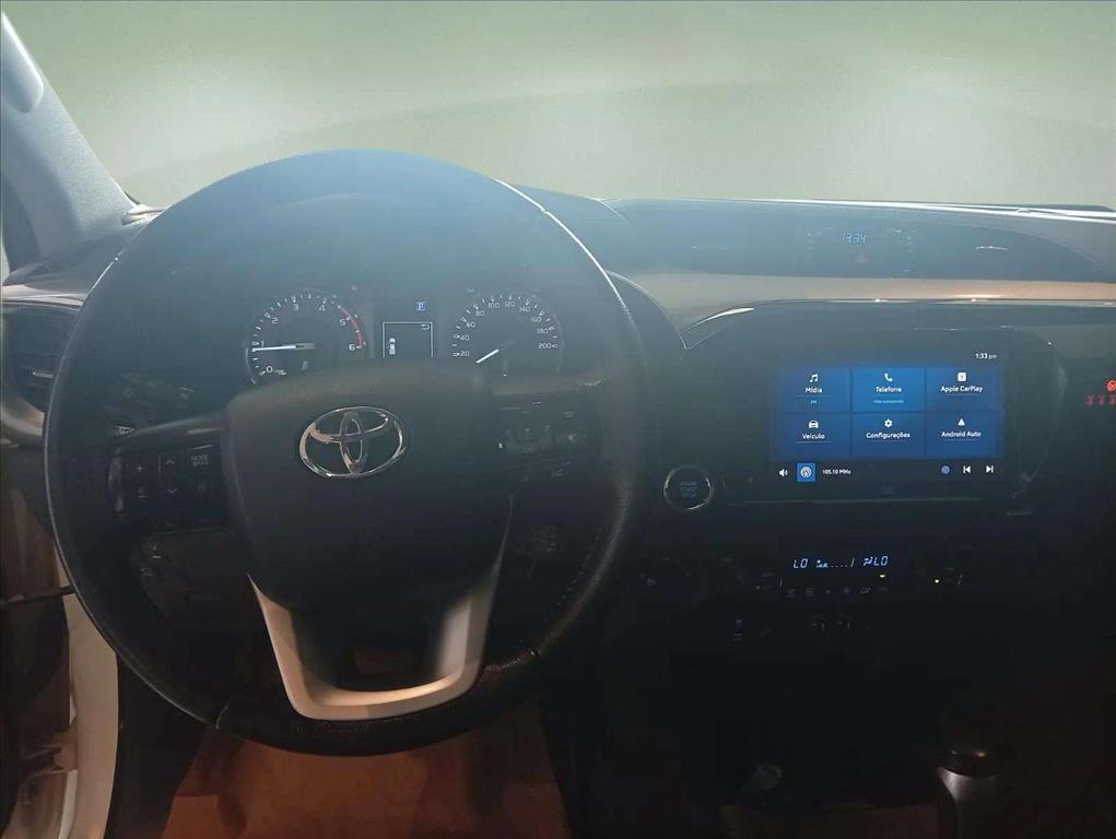 HILUX 2.8 D-4D TURBO DIESEL CD SRX 4X4 AUTOMÁTICO9