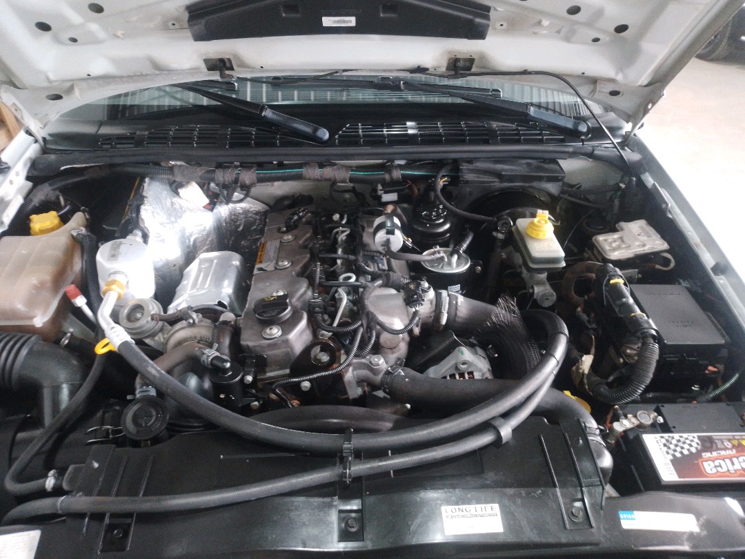 GM - Chevrolet-S10-2.8 EXECUTIVE 4X4 CD 12V TURBO ELECTRONIC INTERCOOLER DIESEL 4P MANUAL