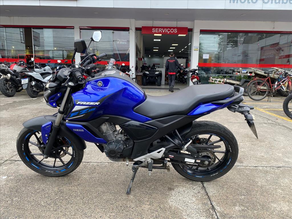 YAMAHA FAZER foto 4