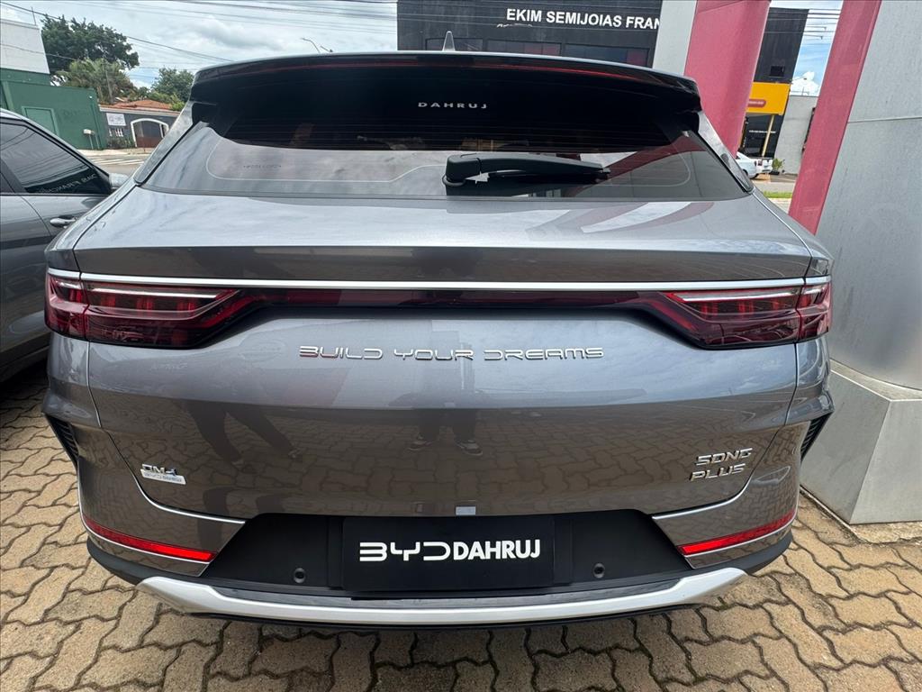 SONG PLUS 1.5 DM-I HÍBRIDO AUTOMÁTICO11