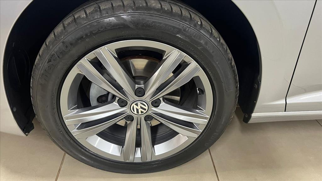 JETTA 1.4 250 TSI TOTAL FLEX R-LINE TIPTRONIC JETTA 1.4 250 TSI TOTAL FLEX R-LINE TIPTRONIC