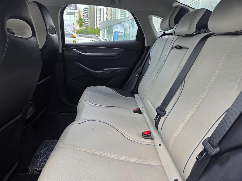 KING 1.5 DM-I PHEV GS AUTOMÁTICO8