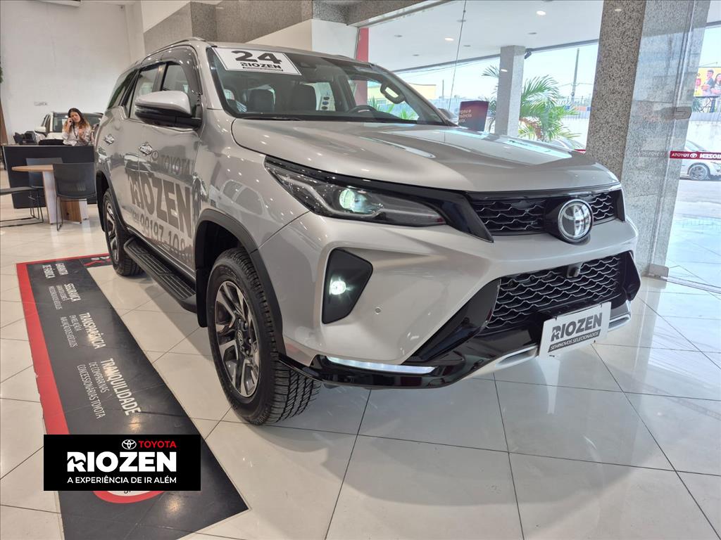 Riozen Toyota | Concessionária Toyota no RJ