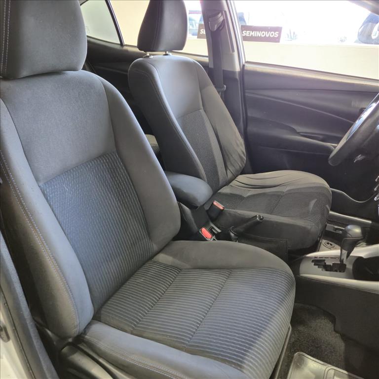 YARIS 1.3 16V FLEX XL LIVE MANUAL11