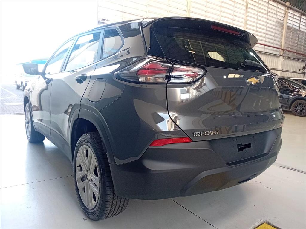 TRACKER 1.0 TURBO FLEX AUTOMÁTICO3