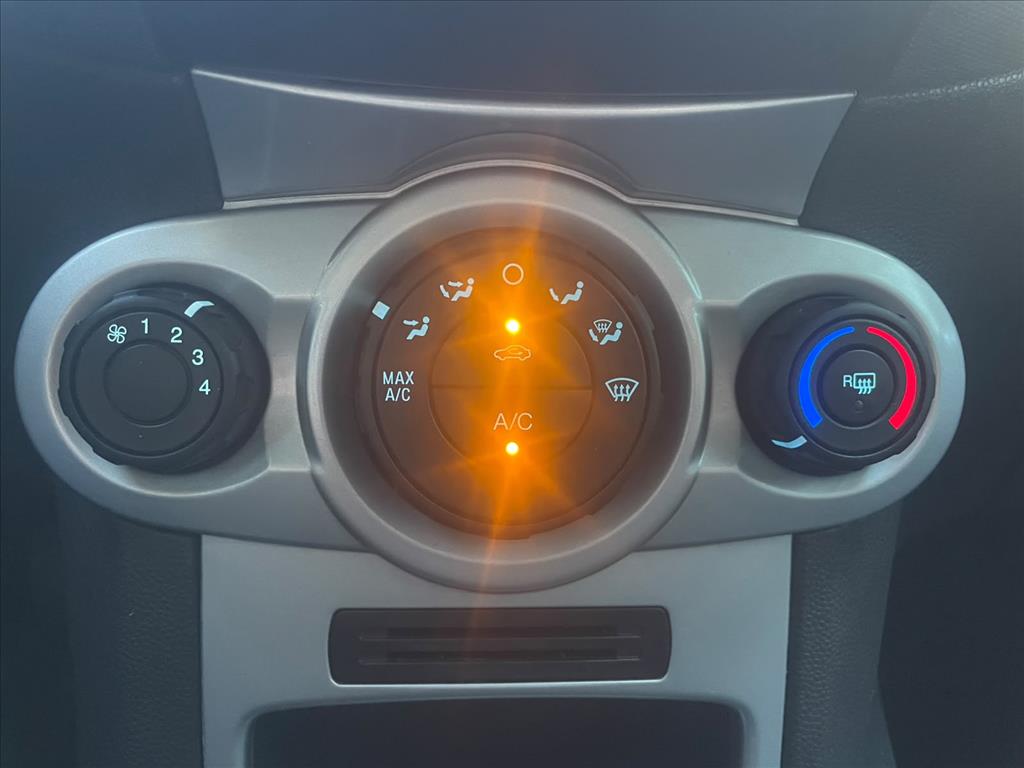 Ford-FIESTA-1.6 SE HATCH 16V FLEX 4P MANUAL