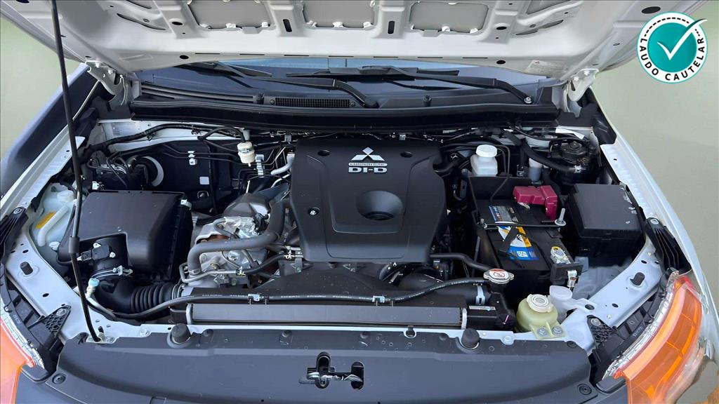 L200 TRITON 2.4 16V TURBO DIESEL SPORT GLS CD 4P 4X4 AUTOMÁTICO10