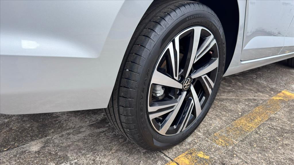 VIRTUS 1.0 200 TSI HIGHLINE AUTOMÁTICO17