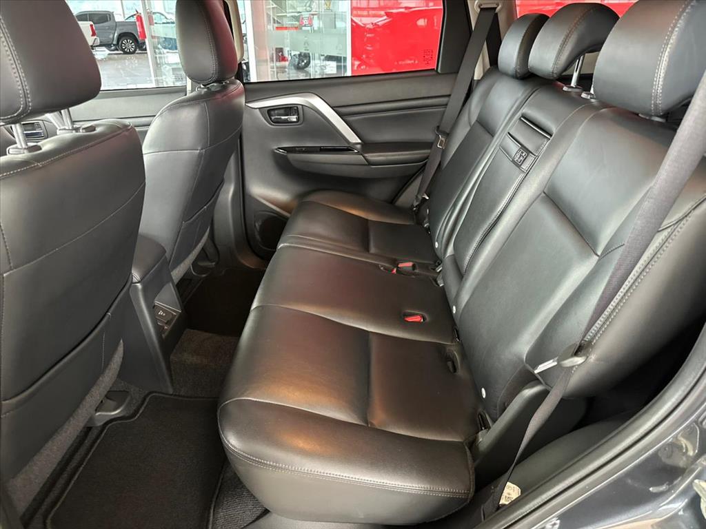 Mitsubishi-PAJERO SPORT-2.4 16V MIVEC TURBO DIESEL HPE-S AWD AUTOMÁTICO