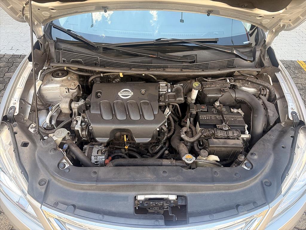 Nissan Sentra - 2.0 SL 16V FLEX 4P AUTOMÁTICO